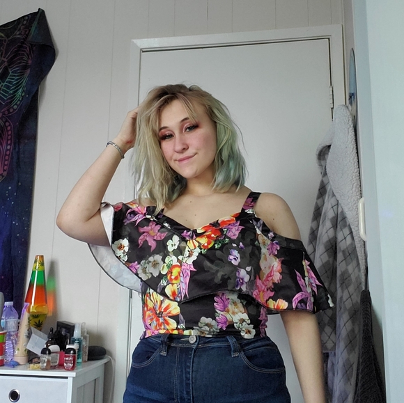 Medium Silk Top - Picture 5 of 5